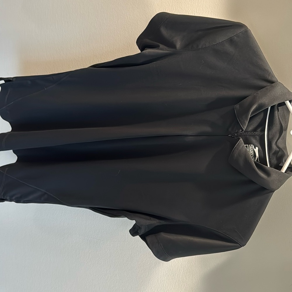 Black Slazenger golf top